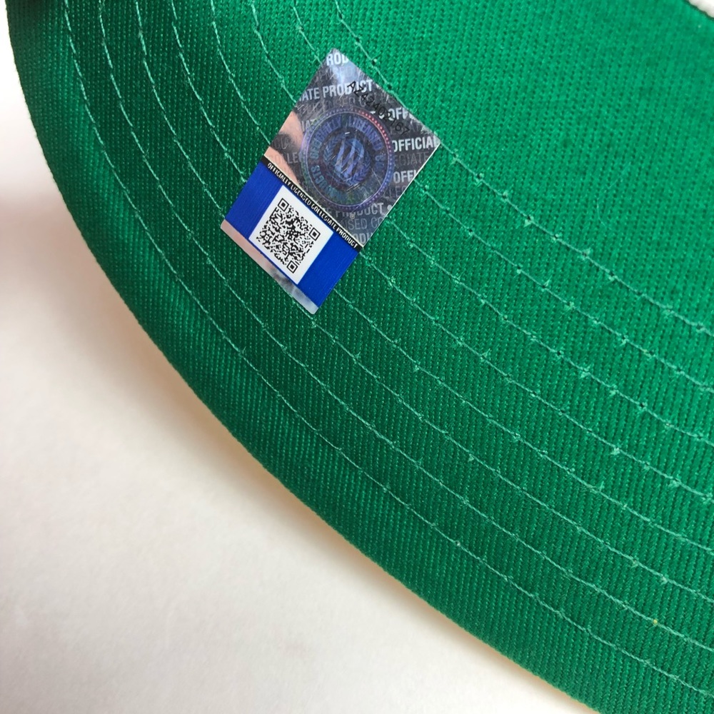 Univ of Michigan Wolverines Vintage SnapBack Hat - Picture 7 of 8